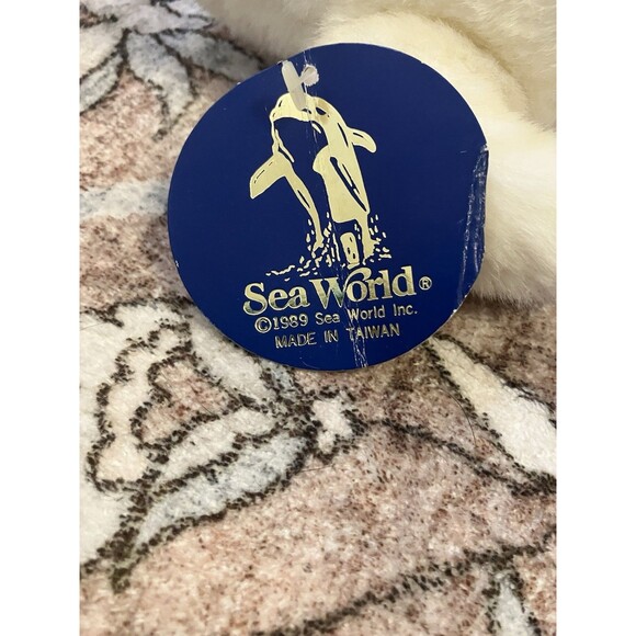 NEW Sea World Plush White Beluga Whale 11" Vintage 1980s NEW WITH TAGS NOS - Picture 5 of 8